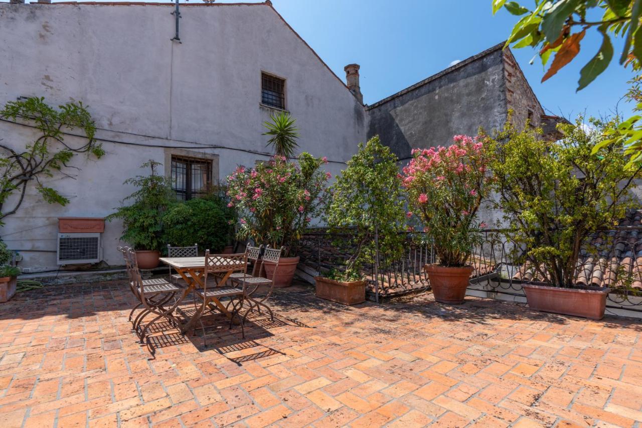 Terrazza Garibaldi By Postcardsfrom Apartman Verona Kültér fotó