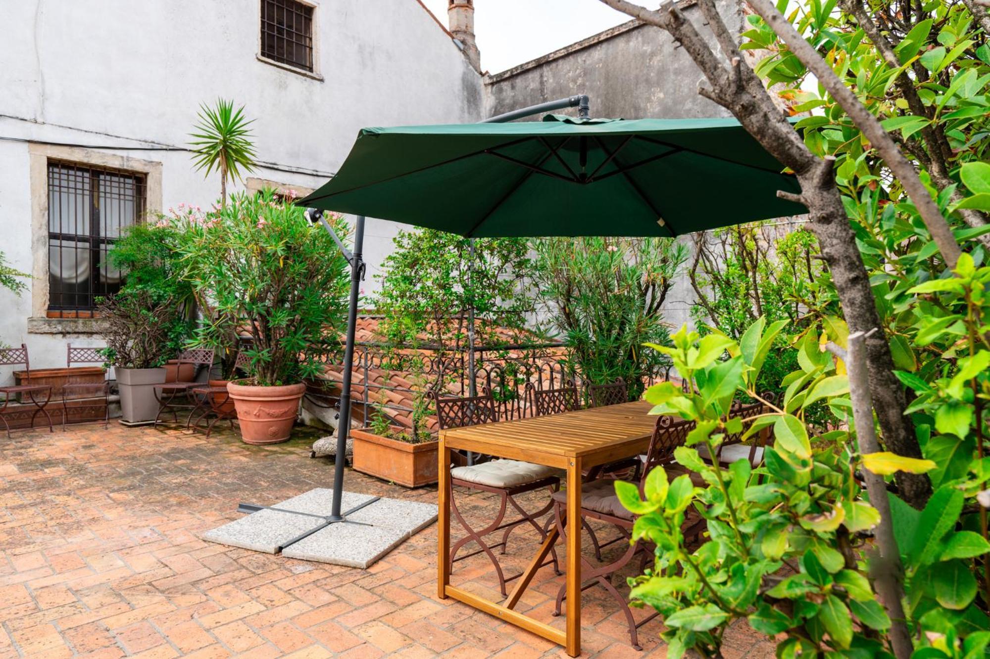 Terrazza Garibaldi By Postcardsfrom Apartman Verona Kültér fotó